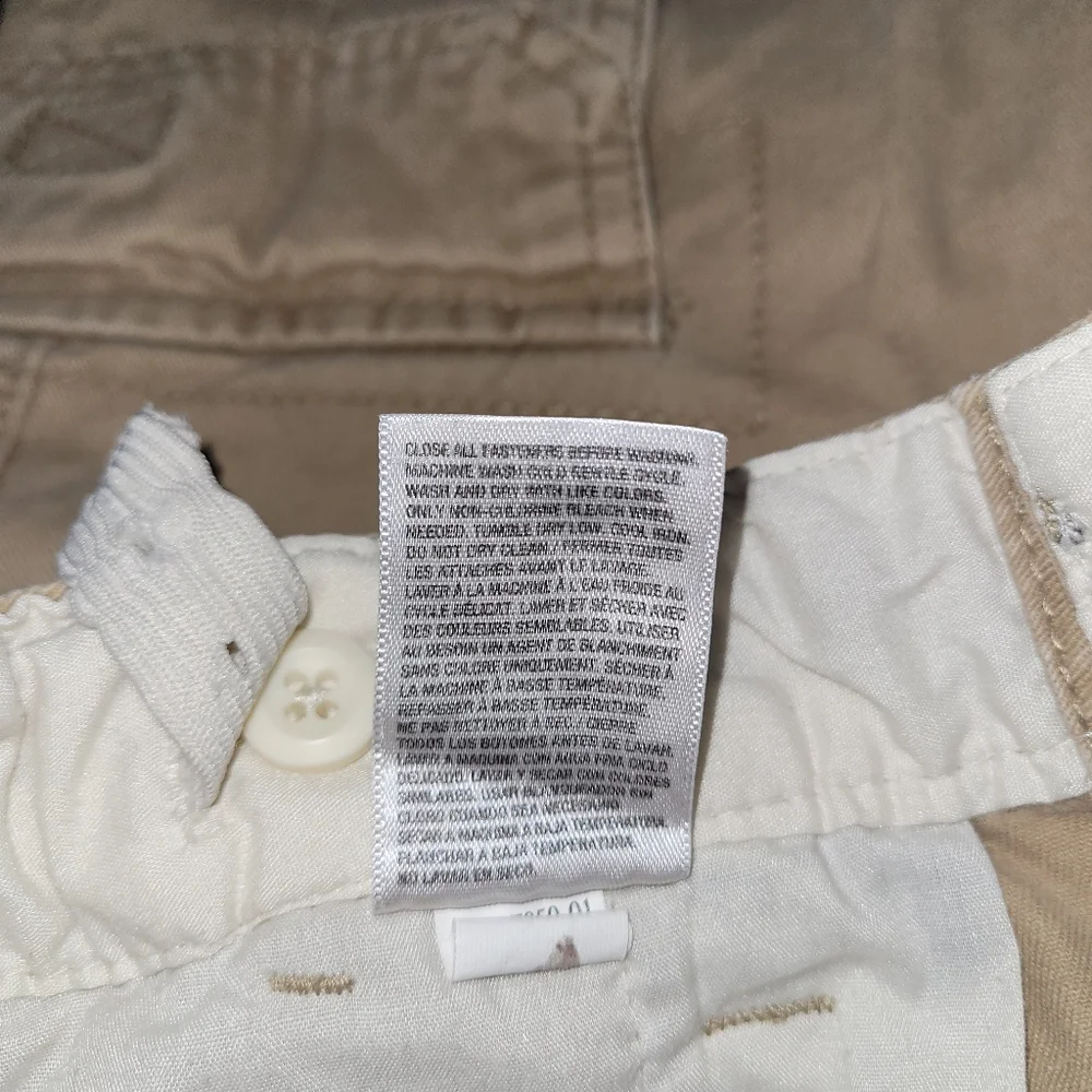 BOY'S OLD NAVY CARGO SHORTS